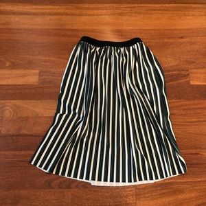 Zara MIDI Skirts White/Black/Green NWOT